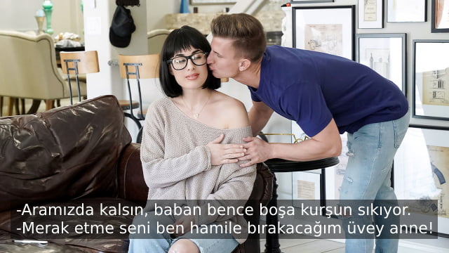 Zenci, Hırsız Kızı Cezalandırıyor